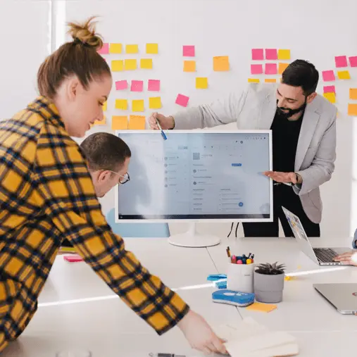 Explaining with using a Monitor