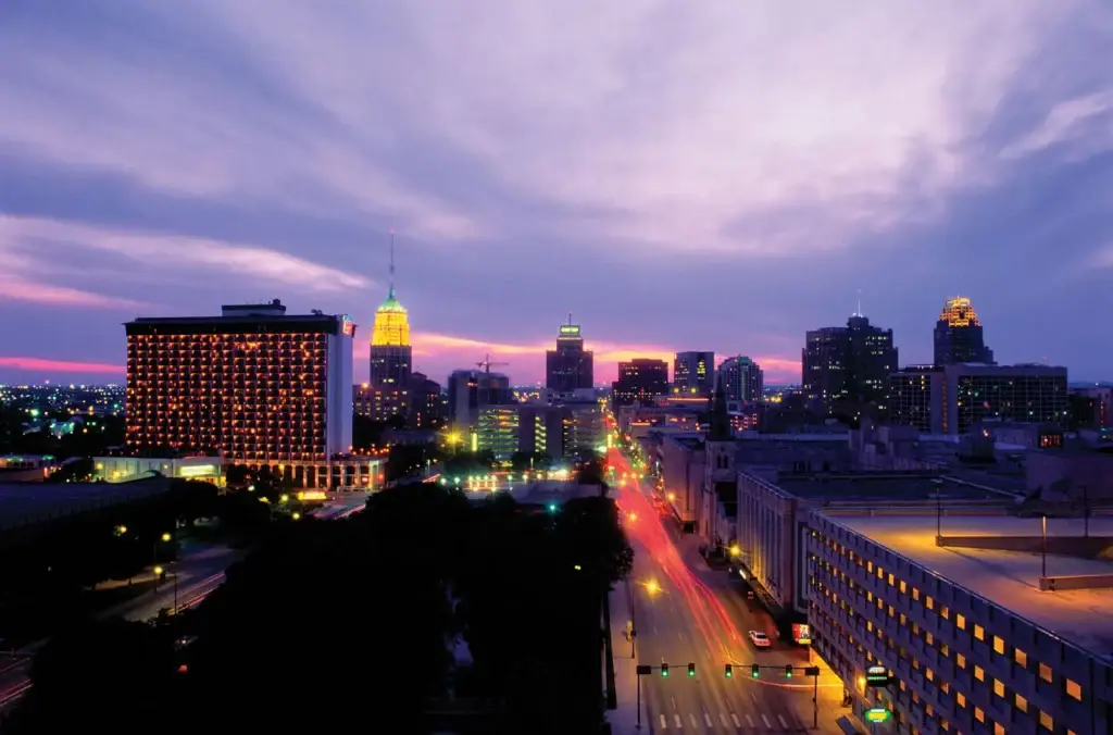 San Antonio, TX: History, Culture & Modern Growth
